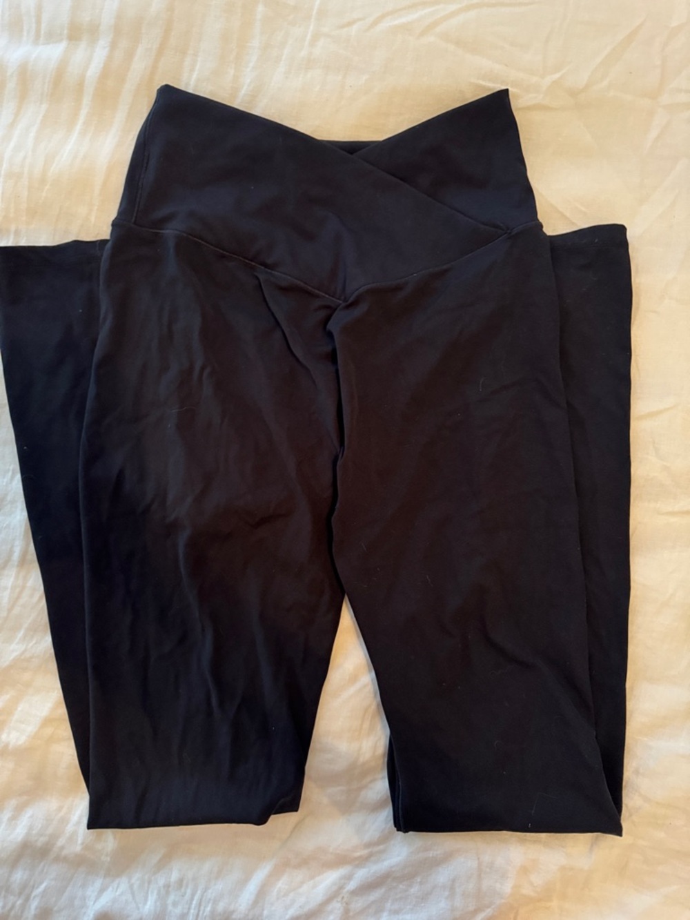 Black High-Waist Criss Cross Sunzel Leggings Flare no front seam